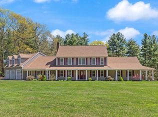 20 & 22 Box Pond Rd, Bellingham, MA 02019