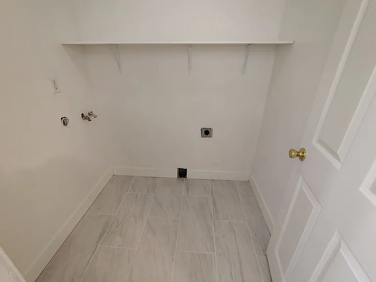 1351 Leonard Ave #A — Photo 22