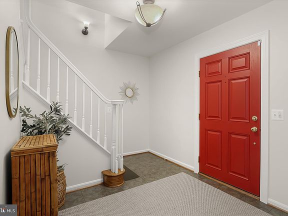 2nd image of 147 Northway