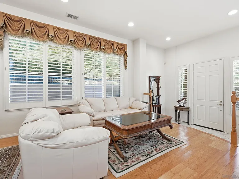 8010 Gilman Ct — Photo 8