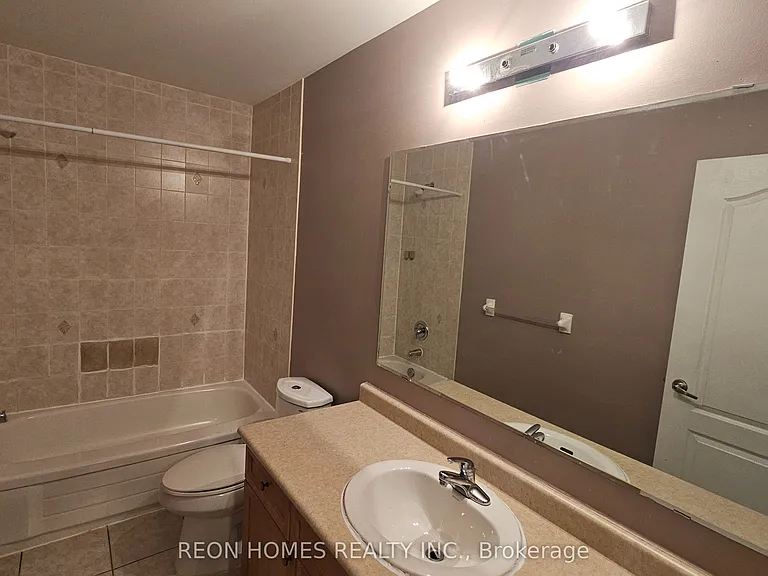 1 Chippenham Ln #COACH HOUSE — Photo 11