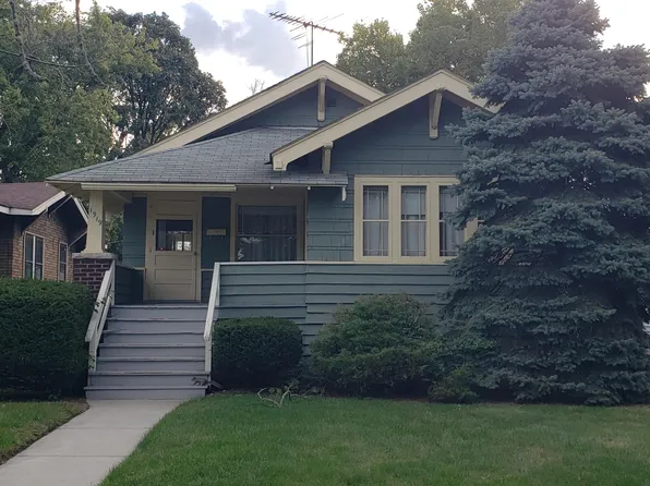 1919 Lake Ave, Whiting, IN 46394