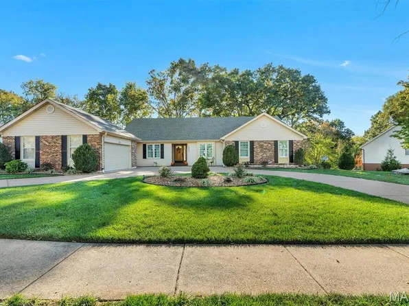 14650 Chesterfield Trails Dr, Chesterfield, MO 63017
