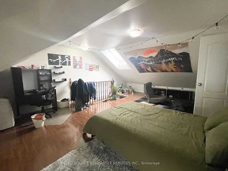 167 Markham St #2 — Photo 13