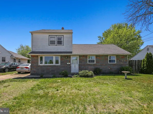 438 W Browning Rd, Bellmawr, NJ 08031