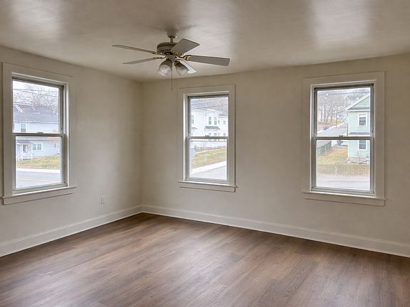 4th image of 87 Union St #2