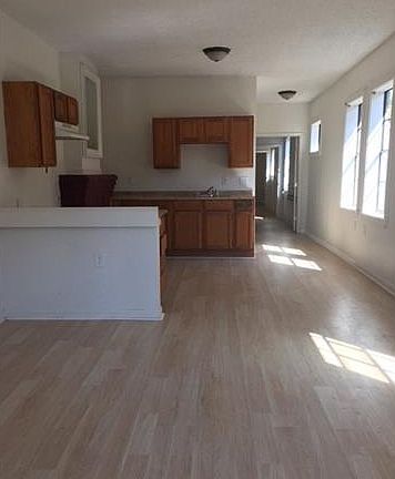 3rd image of 2241 Desire St