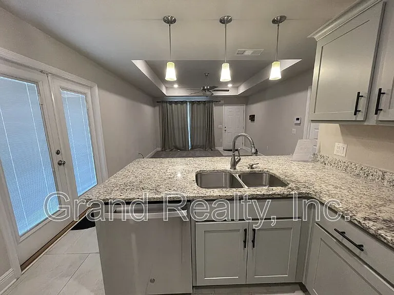 4293 Castille Ave — Photo 6