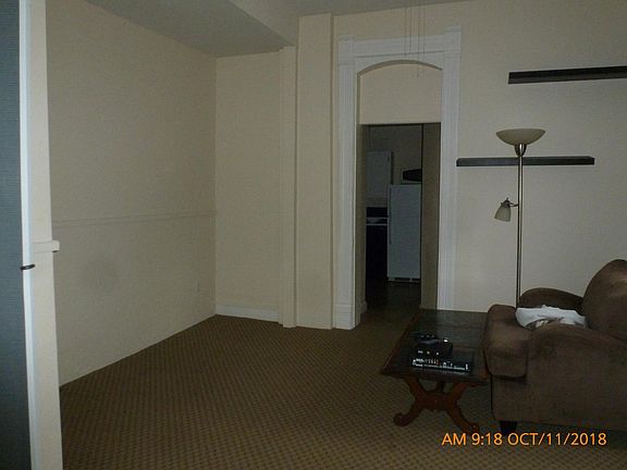 Living room going into kitchen