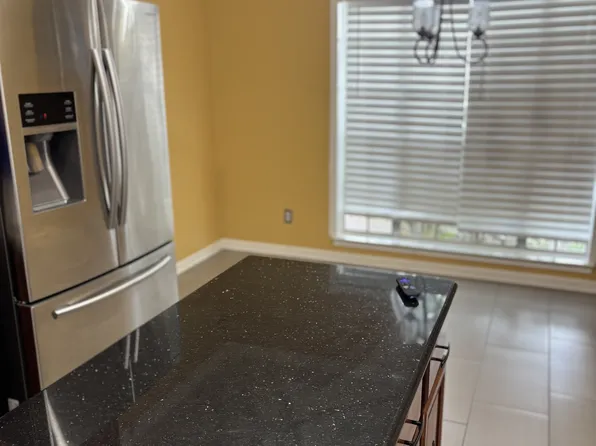 2928 Julie Ann Dr #1, Pearland, TX 77584