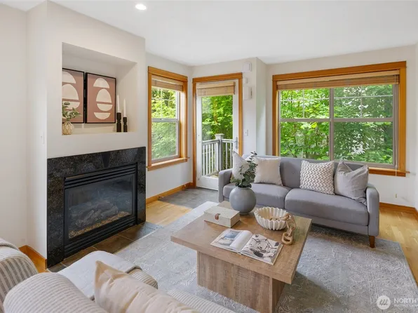 140 21st Avenue E #B, Seattle, WA 98112