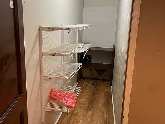 5th image of 816 Bellevue Ave #125