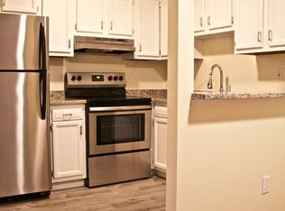 367 Woonasquatucket Ave APT 23, North Providence, RI 02911