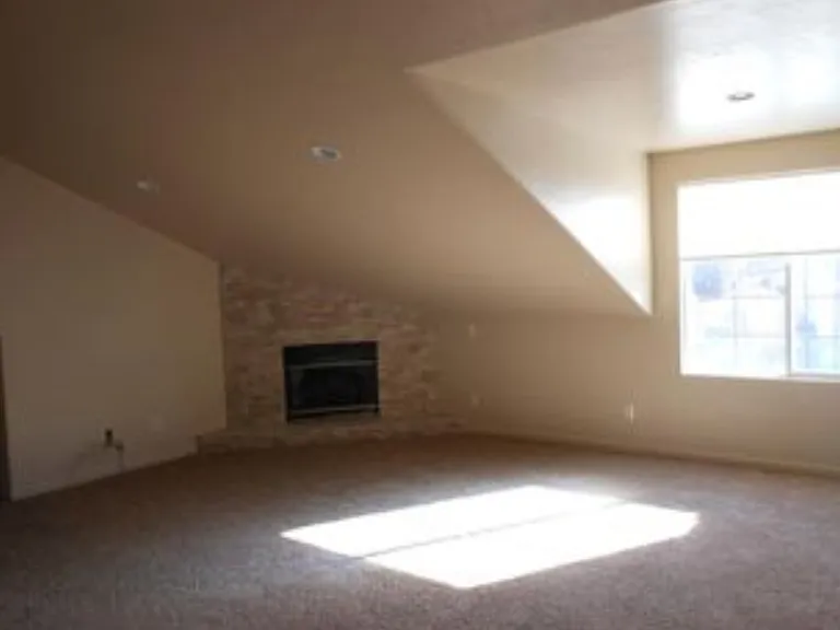 410 Mirada Ct — Photo 16