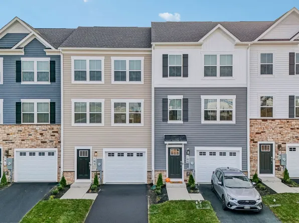 ADAMS Plan, Retreat at Winding Creek Townhomes