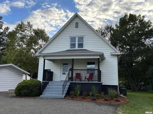 1749 N Milton Ave, Grandview, IL 62702