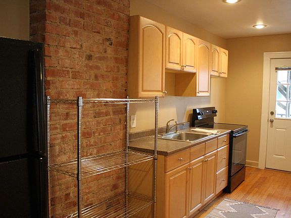 2nd image of 1815 W 41st St