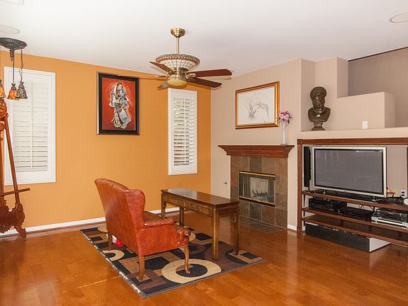 4th image of 4618 Calle Brisa