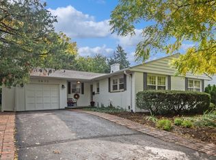 2635 Princeton Ave, Evanston, IL 60201