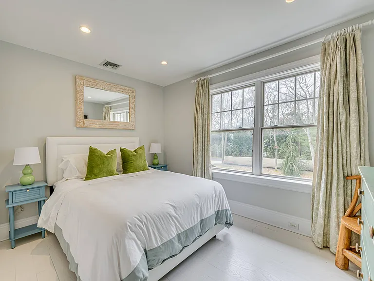 68 Wainscott Northwest Rd — Photo 20