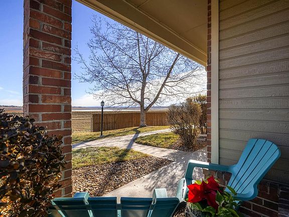 Enjoy your morning coffee watching the wildlife at Marston L