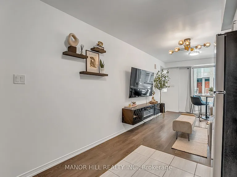 7 Applewood Ln #228 — Photo 17