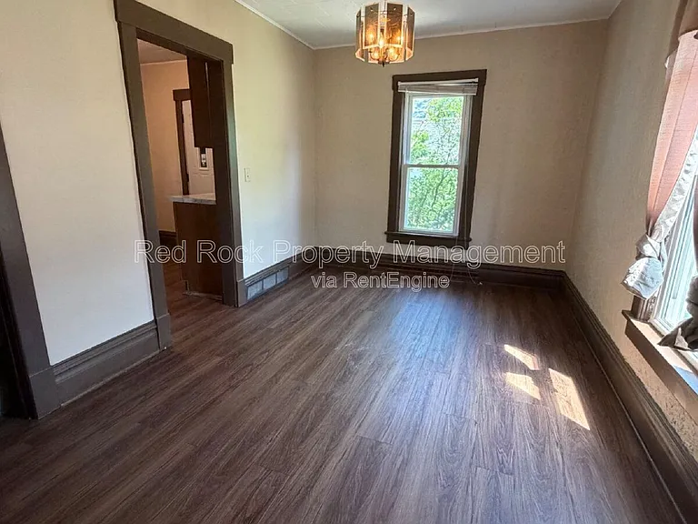 1003 Liberty Ave — Photo 10