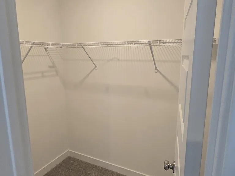 436 Eisenhower St — Photo 24