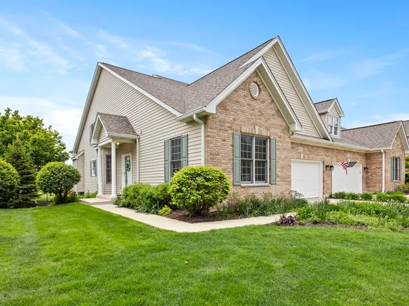 1N165 Mission Ct, Winfield, IL 60190