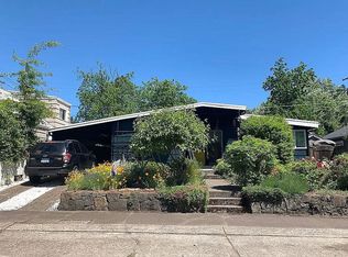 2519 Emerald St, Eugene, OR 97403