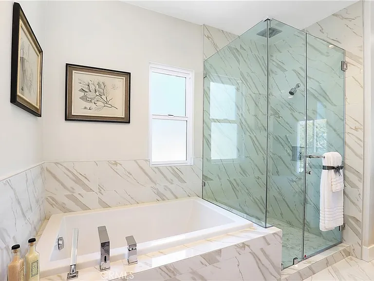 9 Oakmont Ln — Photo 28