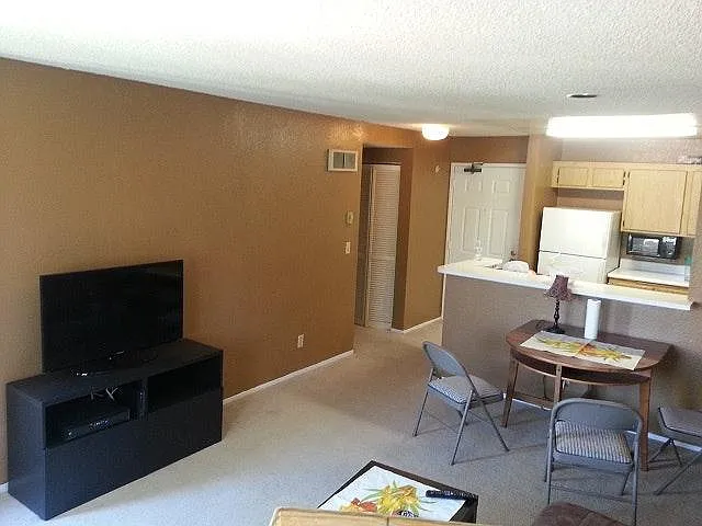 3520 Lebon Dr #5304