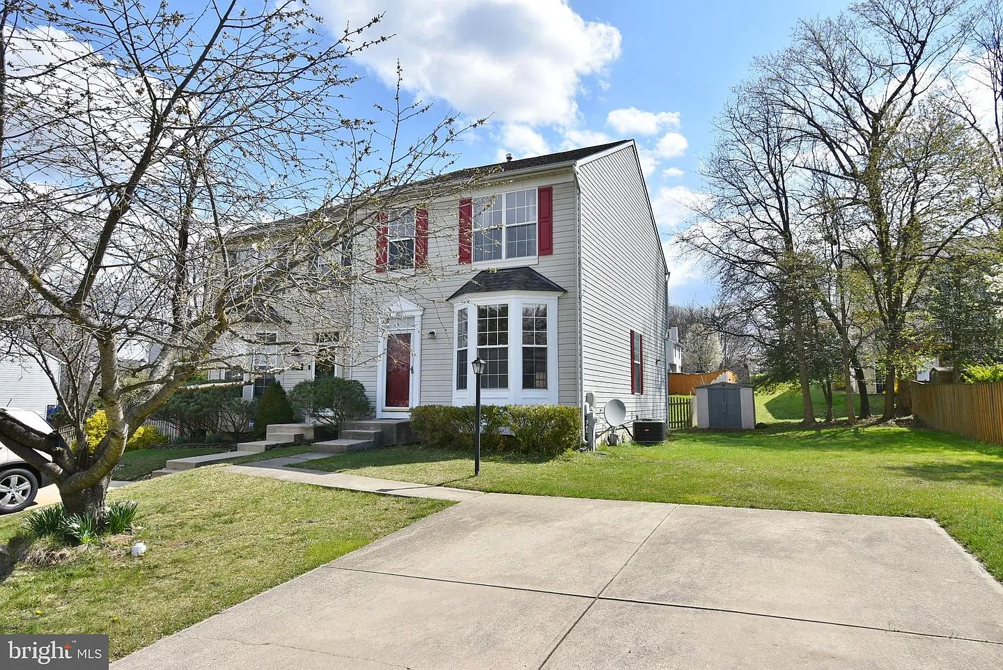 803 Lilac Ct photo 1
