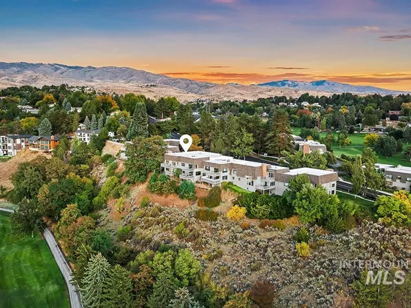 110 1/2 W Braemere Rd, Boise, ID 83702