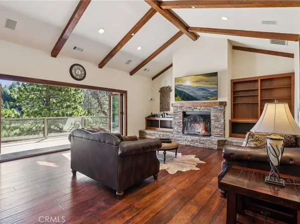191 Fairway Dr, Lake Arrowhead, CA 92352