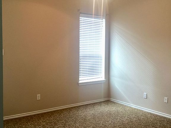 5th image of 355 Schirra Ct