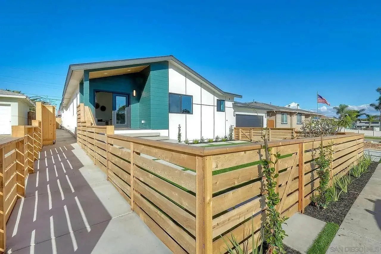 436 Date Ave #2 — Photo 4