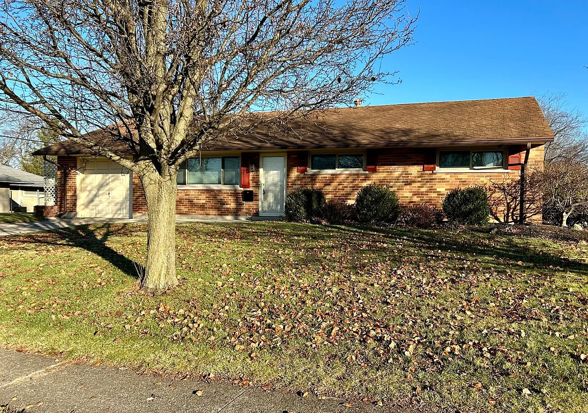 Building Photo - 3928 Elmira Dr