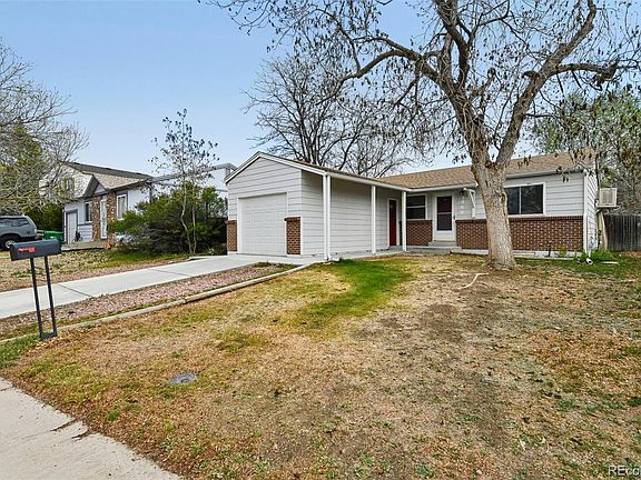 2nd image of 3968 S Truckee Street