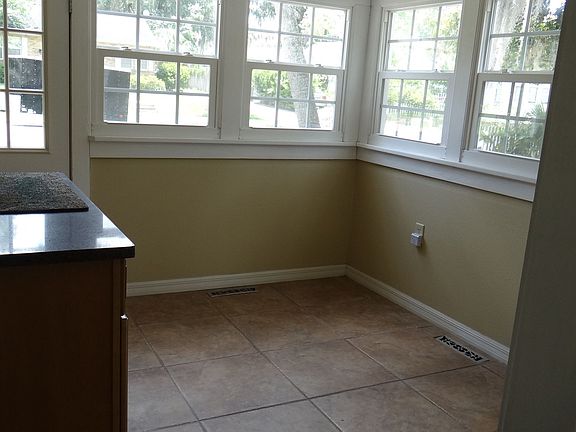 KITCHEN VIEW 3