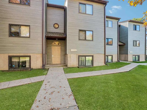 2613 Westwinds Dr APT 4, Iowa City, IA 52246