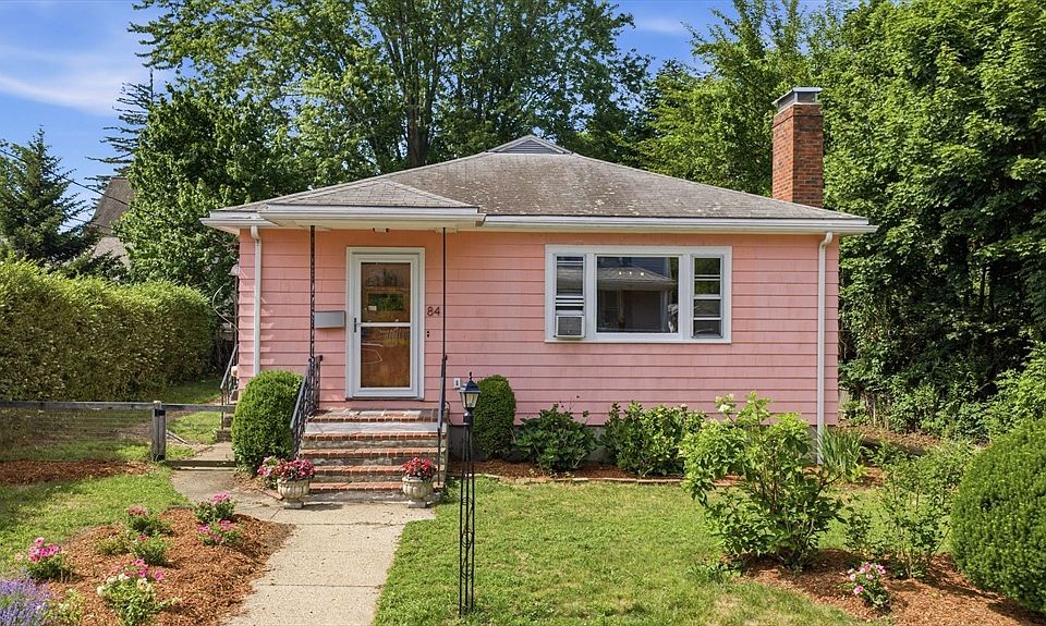 1st image of 84 Oak St