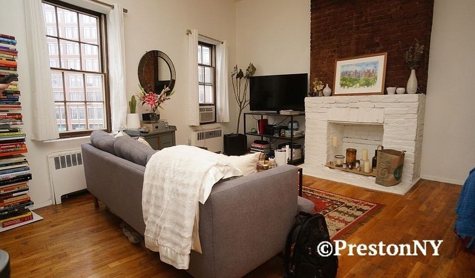 1st image of 79 Greenwich Ave APT 3