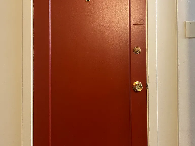 352 S University St #W — Photo 7