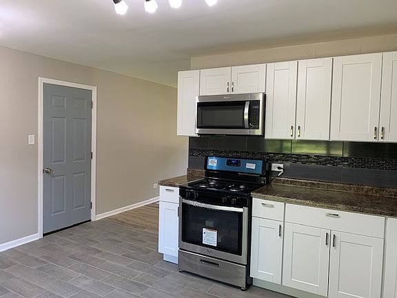 4th image of 22154 E Churchill Dr
