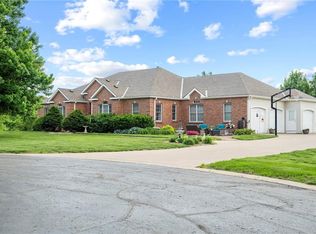 19704 NE Red Oak Blvd, Saint Joseph, MO 64505
