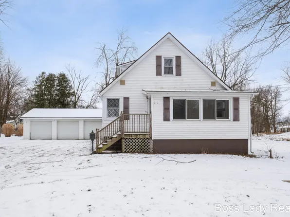 452 Danforth St, Coopersville, MI 49404