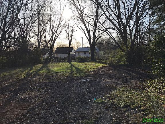 2nd image of 151 N Jessup Ave