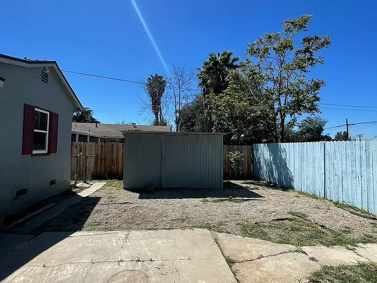 919 E High Ave #A — Photo 24