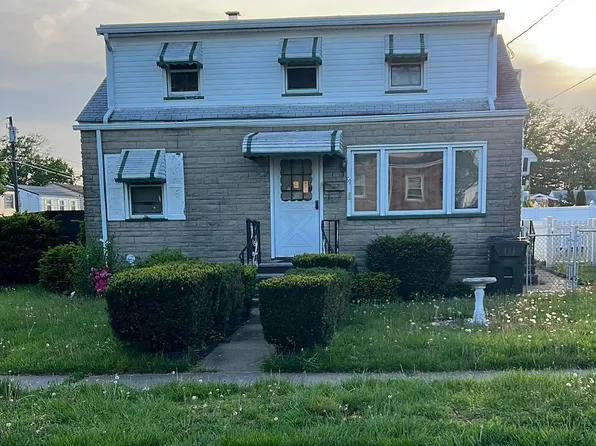 61 Hagaman St, Port Reading, NJ 07064